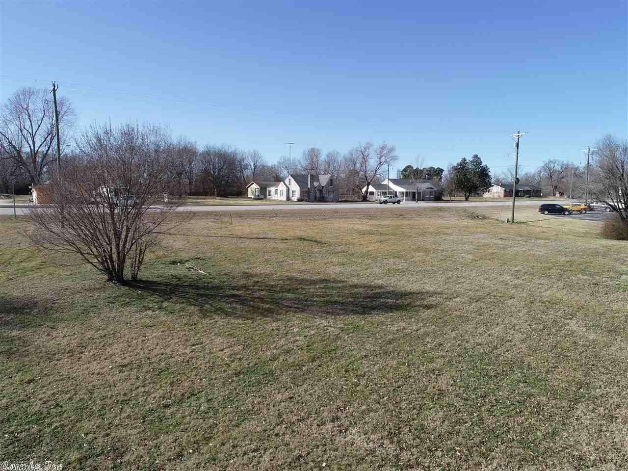 000 E Main, Ash Flat, AR 72513